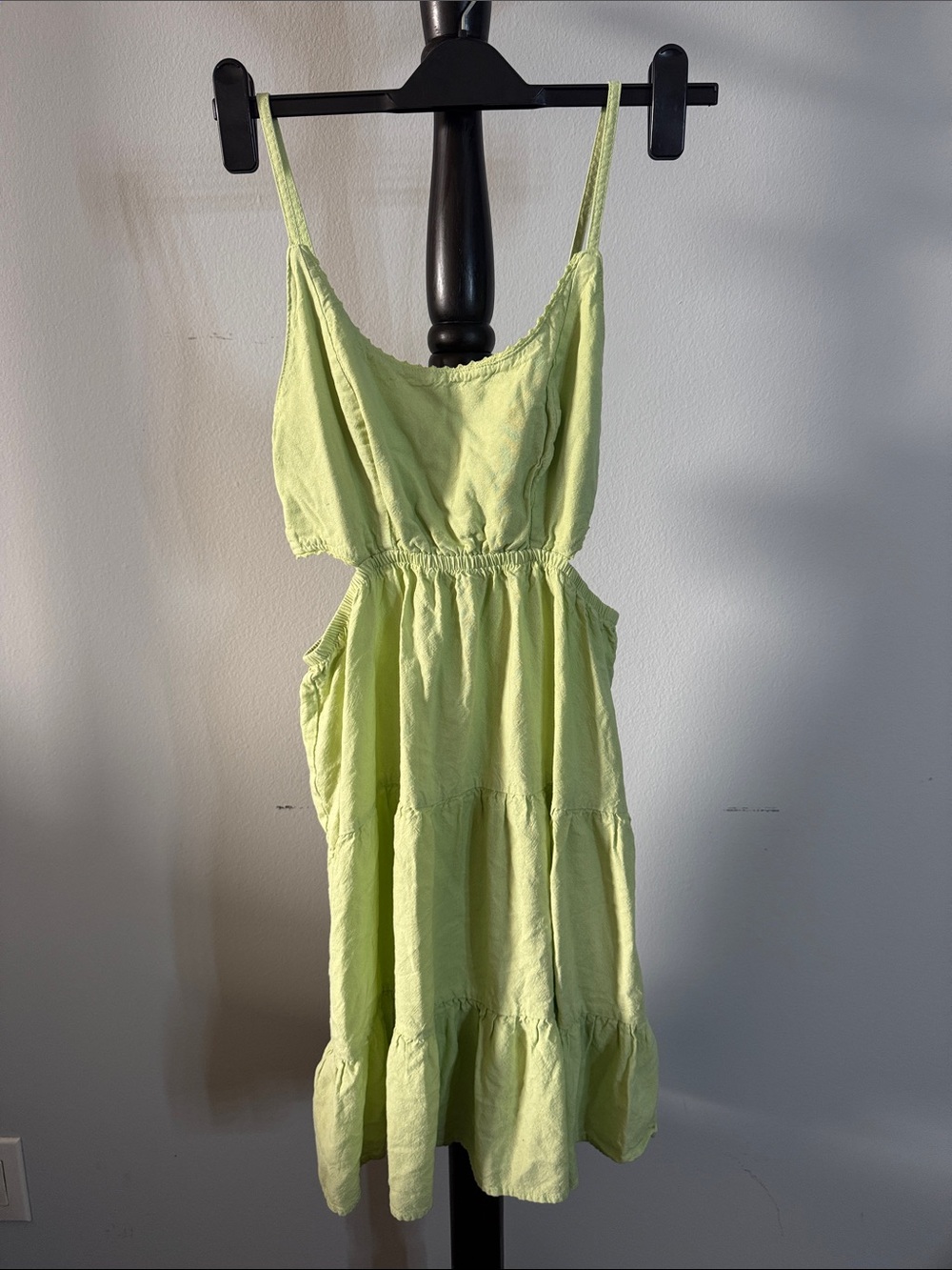 Light Green Spaghetti Strap Midi Dress